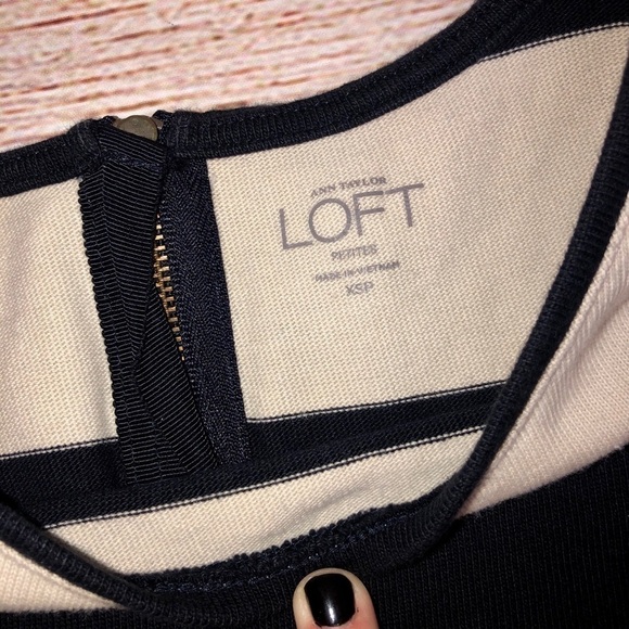 LOFT Cream and Black Striped Top - Picture 4 of 4